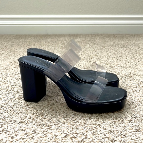 Schutz Ariella Platform Vinyl Sandal Size 5.5 - Picture 2 of 5